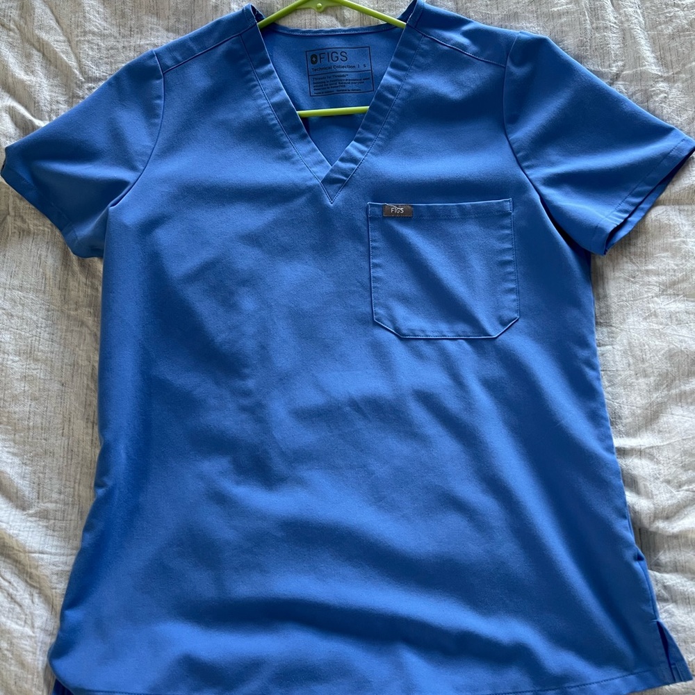 Ceil blue scrubs. Figs brand. Technical collection.